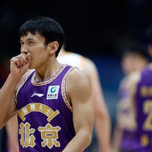 温情90秒具象化微光成炬 矣进宏点燃火把照亮大山