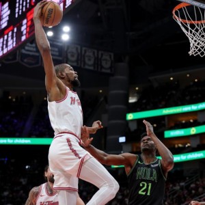 杜兰特总得分升至历史第六小贾巴里32+8 火箭胜鹈鹕