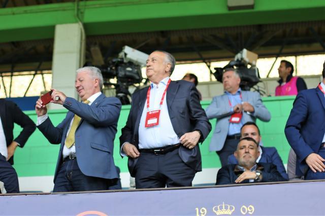 1658976726805085942.jpg 1658976726805085942.jpg